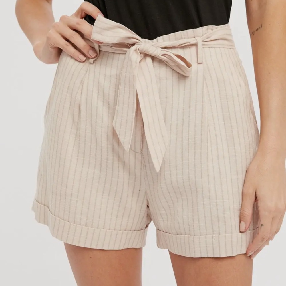 12. Women’s Cotton Blend Stripe Short Lightweight Almond Tan Neutral Pockets NEW - Picture 3 of 6